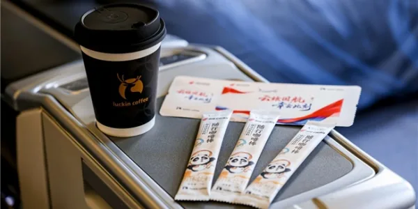 瑞幸咖啡国航飞机航班