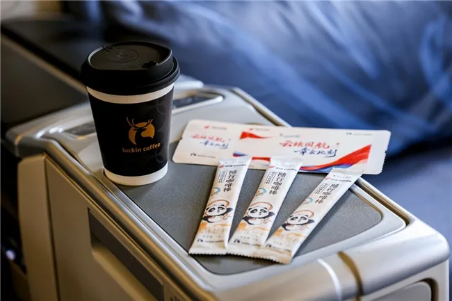 瑞幸咖啡国航飞机航班